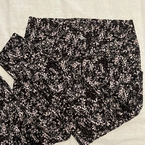 Lululemon Align leggings - Picture 1 of 5